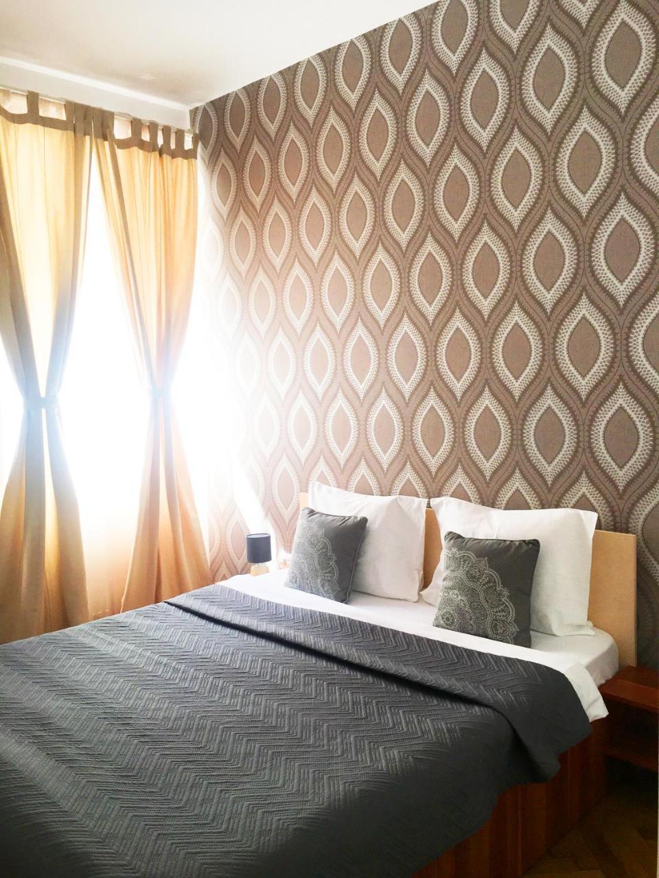 Sunny Old Town Apartment Брашов Экстерьер фото